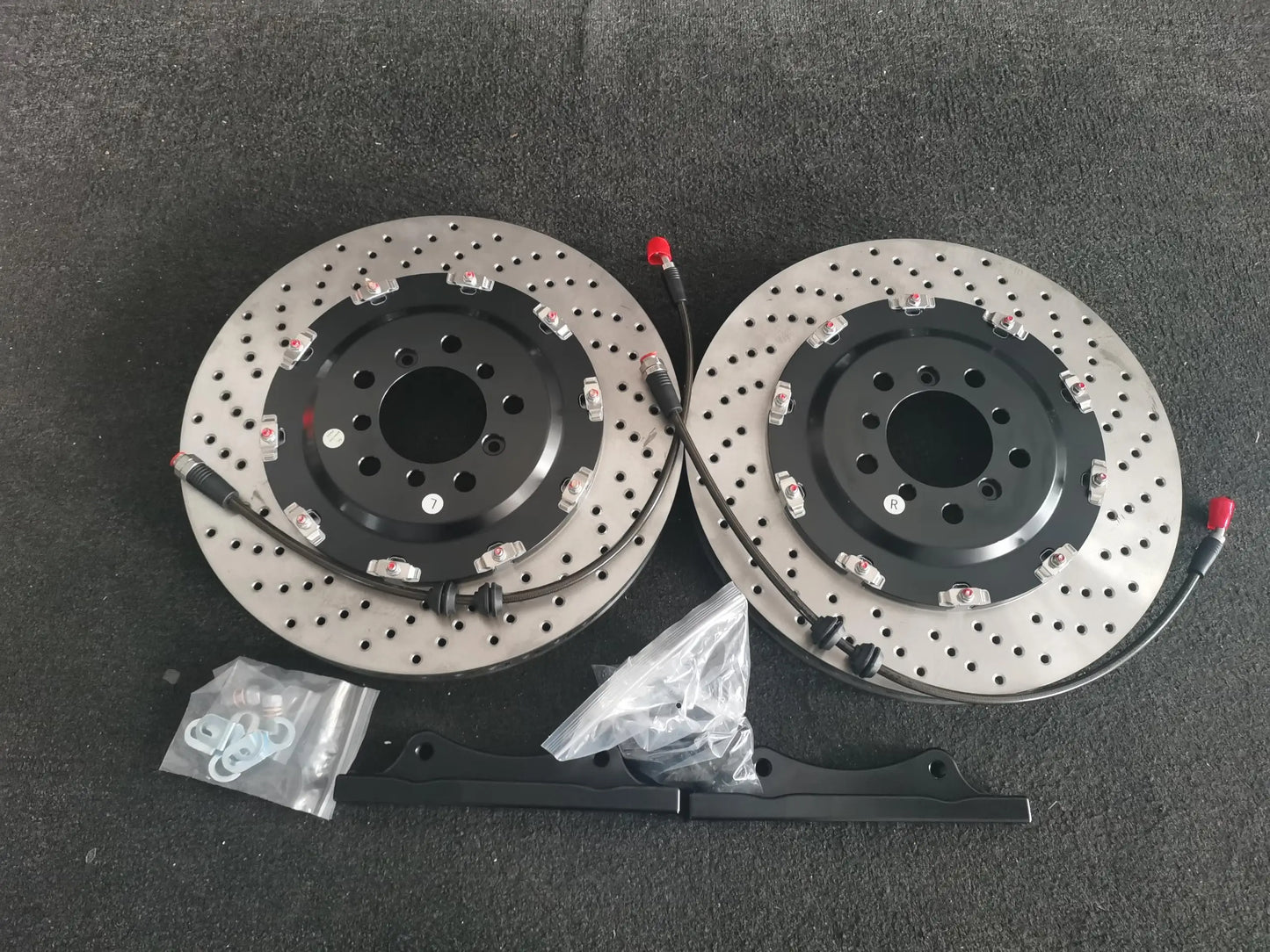 High Quality 6-Piston Brake Kit with 362*32Mm Brake Disc and Rear 4-Piston Brake Kit With362*28 Brake Disc